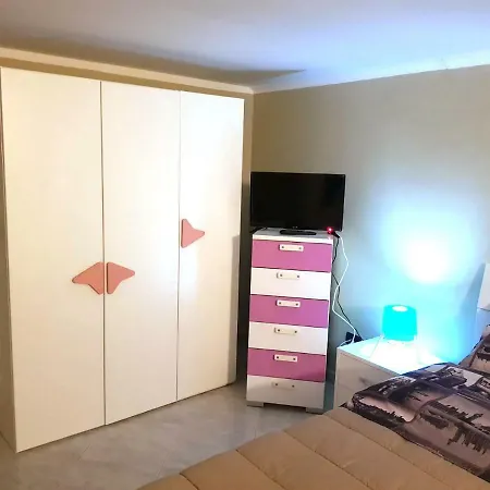 Oliver's House 招待所 那不勒斯